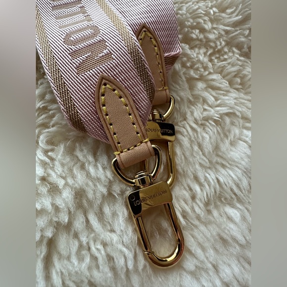 Louis Vuitton Pink and Gold Strap - Picture 2 of 5